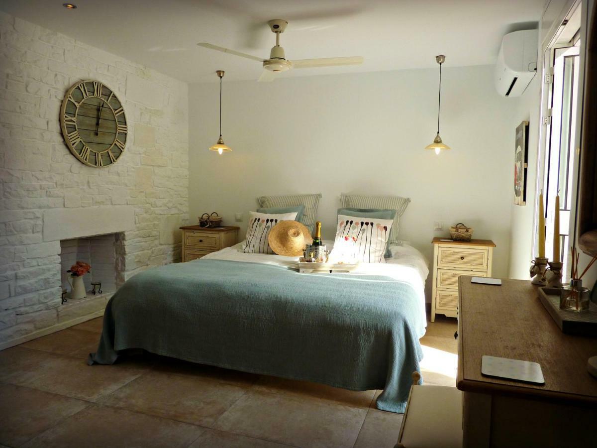 Villa Breeze Boutique Guest Rooms, Marbella Sitio de Calahonda Exterior foto