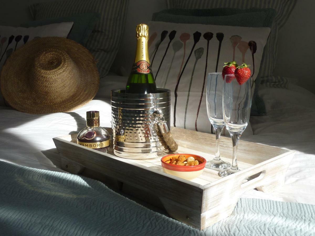 Villa Breeze Boutique Guest Rooms, Marbella Sitio de Calahonda Exterior foto
